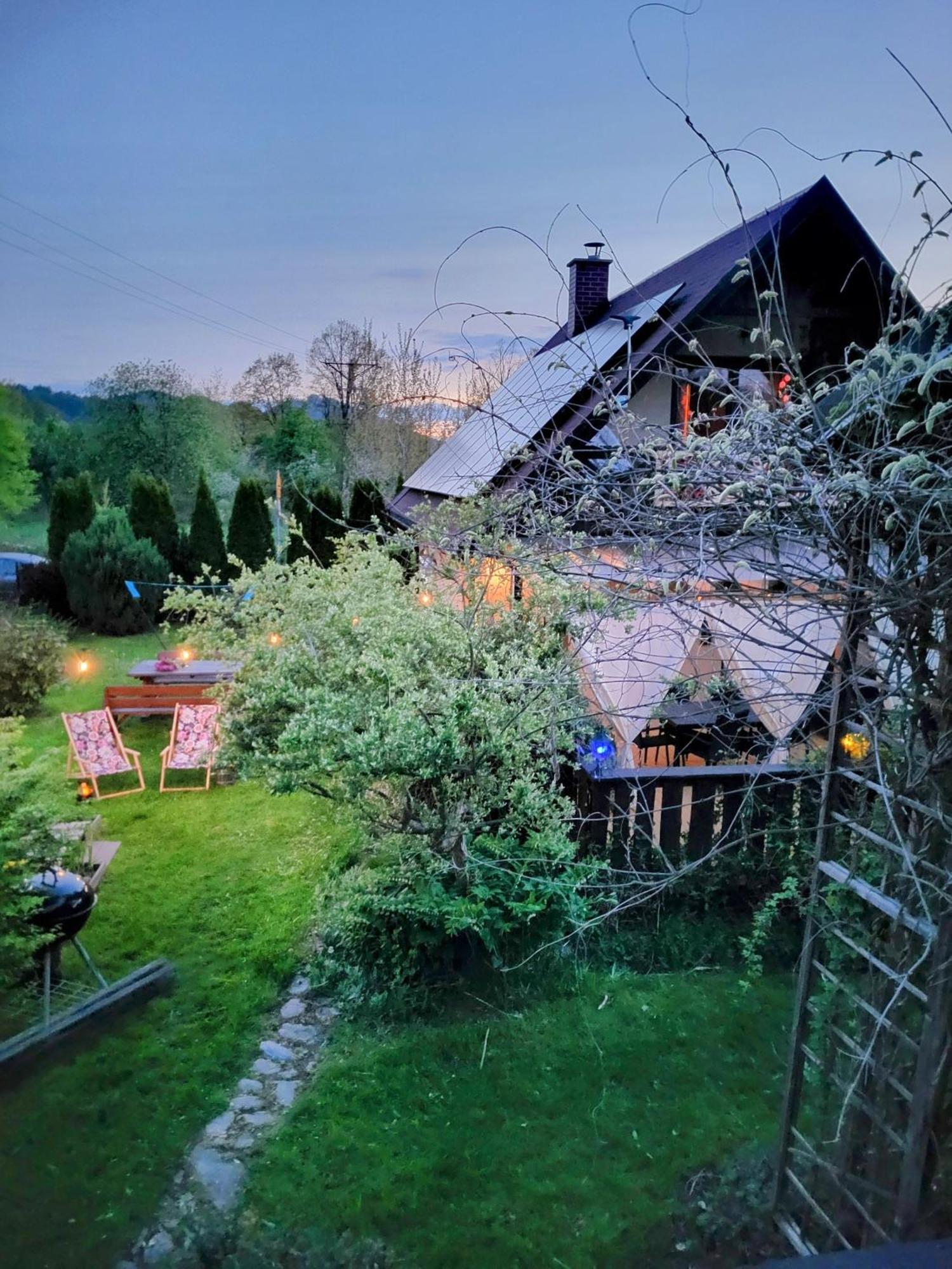 Smyrkowy Dom Z Kominkiem Z Goraca Balia Kolo Karpacza Janowice Wielkie Dış mekan fotoğraf